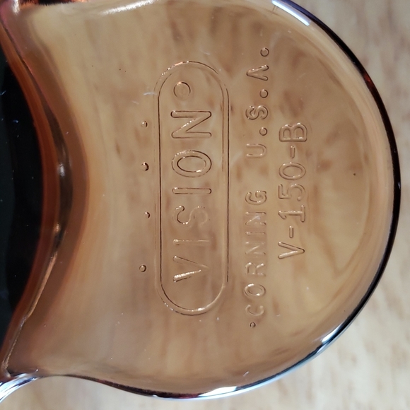 Vintage Visions 2 Heat & Eat Amber Corning Pyrex bowls 1 Lid - Picture 3 of 10